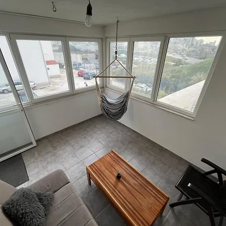 Apartment Bunabu